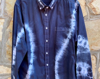 Upcycled men’s Merona size large 100% cotton gunmetal gray long sleeve button down tie-dye shirt