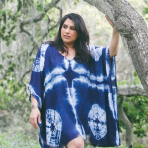 Navy Blue Shibori Plus Tunic//Indigo Shibori Plus Size Dress// Plus Size Tie Dye Dress// Plus Size Tunic//Plus Size Cover Up//Poncho