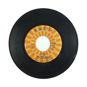 45 rpm -  The Three Degrees - Maybe / Collage - Roulette  ..........(B19)