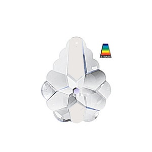 以下が含まれることがあります： 花のようなファセットデザインの透明なクリスタルプリズム。プリズムは光を屈折させて虹を作り出すように設計されています。