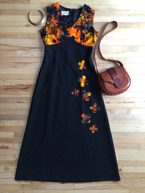 70's Floral Maxi Dress with Appliqué - image 1