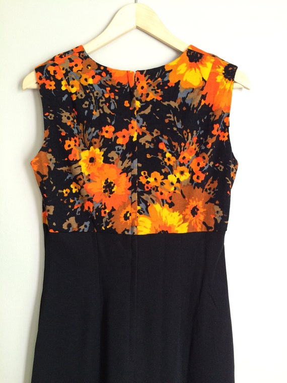 70's Floral Maxi Dress with Appliqué - image 6