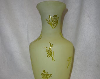 Vintage Pilgrim Cameo Glass Vase Kelsey Murphy Cobalt Blue