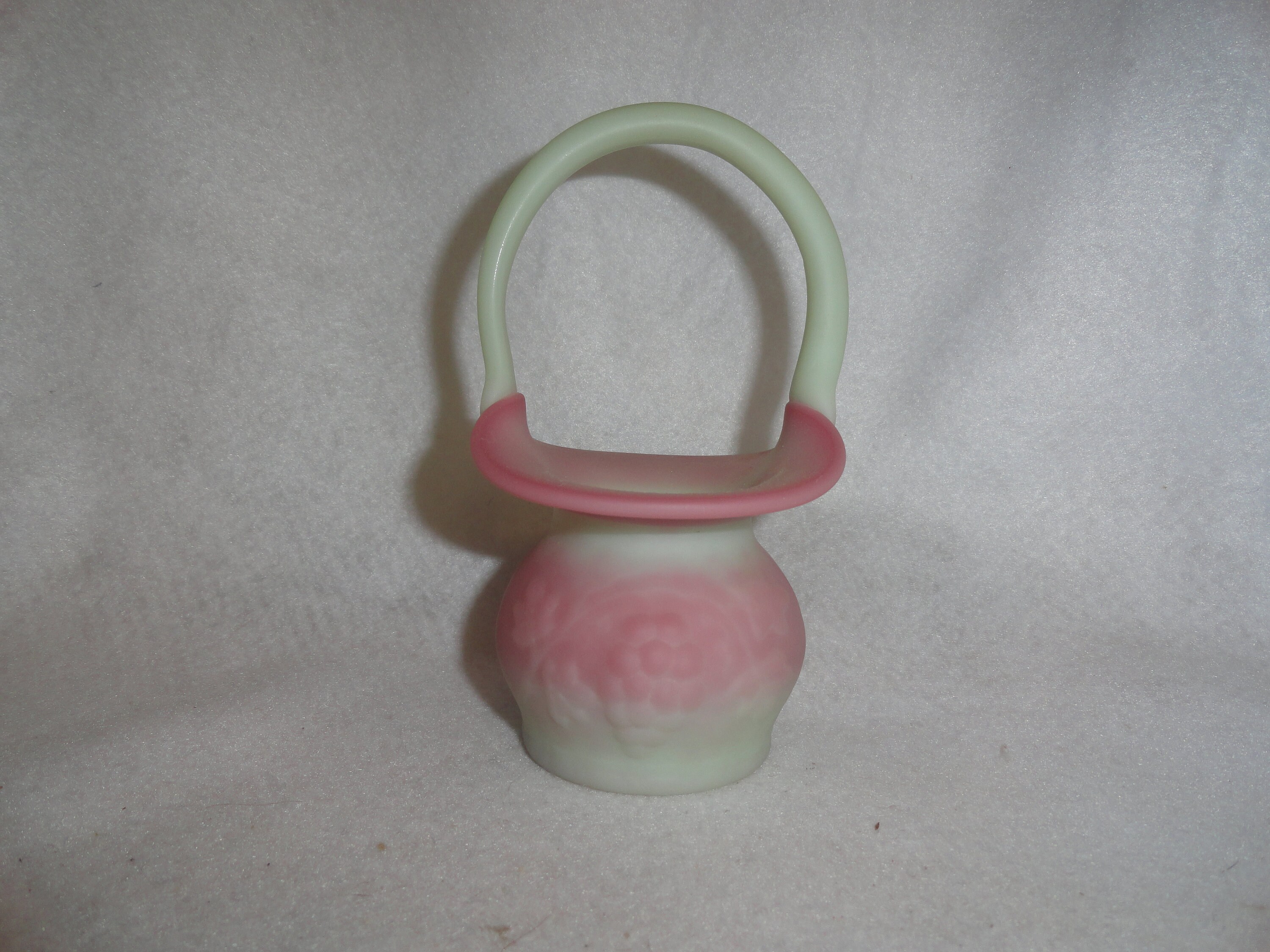 Gibson Burmese Art Glass Basket - Etsy