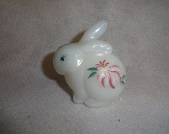 Fenton Hand Painted Pearly Bunny Rabbit Figurine