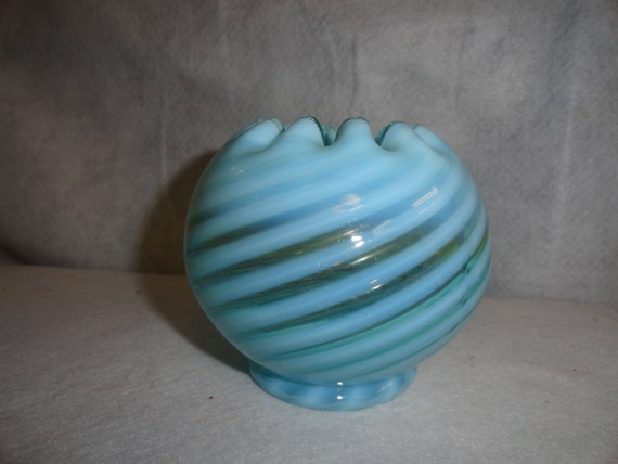 フェントン 大きいサイズ ブルーオパールセントホブネイル フラワーベース フェントン社 Fenton ホブネイル ブルーオパールセント フラワー