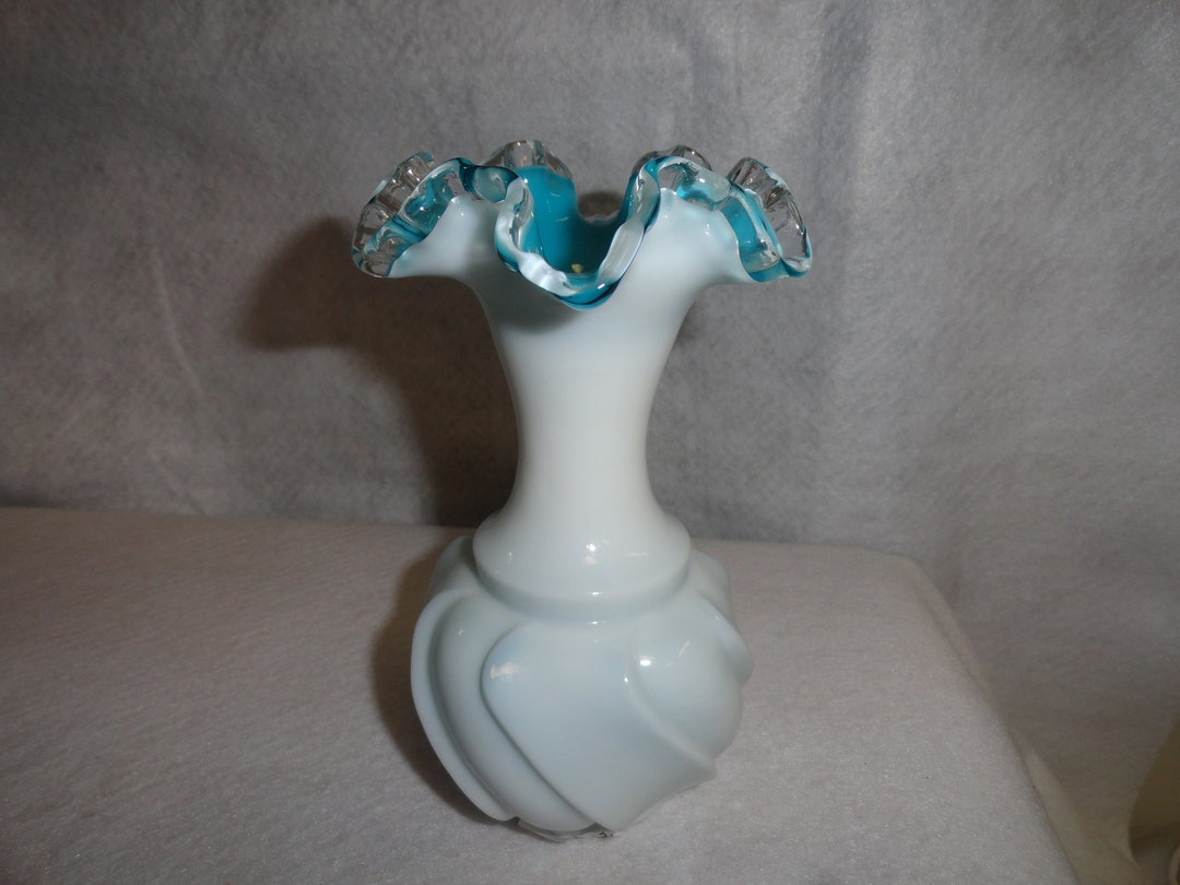 フェントン　花瓶　シルバークレスト ヴィンテージ フェントン シルバー ジェームズタウン ウェーブ