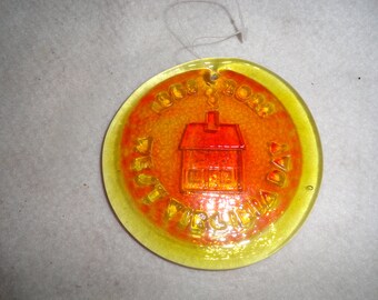 Blenko Tangerine 2022 West Virginia Day Suncatcher Medallion - New