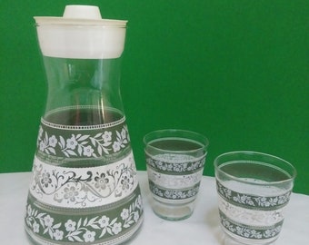 REDUCED *** Libbey Glass Carafe Pitcher and 2 Juice Drinking Glasses Green White Flowers Band 4 Pieces