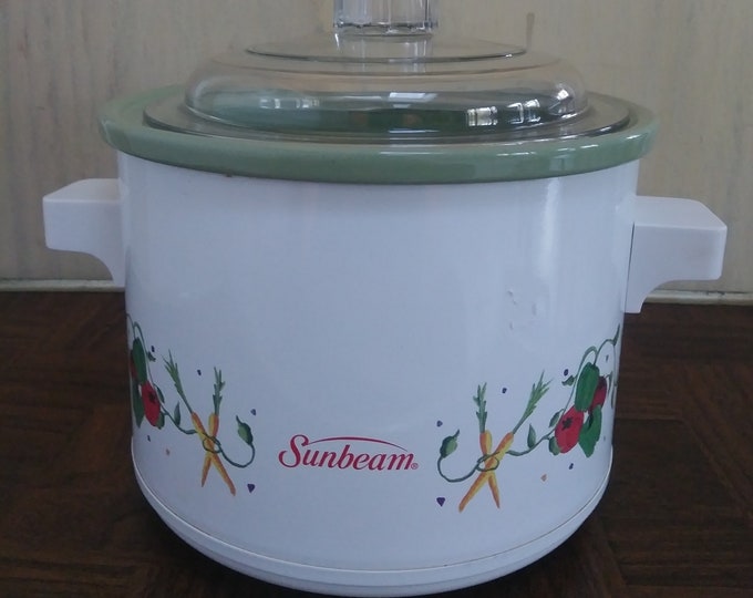 Sunbeam Crock Pot W/ Lid slow Cooker1.5 Quart Capacity Vegetable