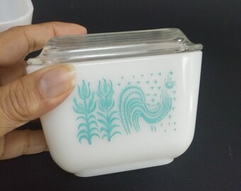 LAST ONE Vintage Pyrex 0501 Amish Butterprint Turquoise Covered 2 pc Refrigerator/Oven Bakeware Jar with Lid 1 1/2 Cup **Listing for ONE**