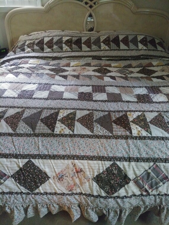 Vintage 80 s JC Penney Bedspread Floral Geometric Ruffled Hem QUEEN Size Made in U.S.A. Etsy