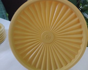 Vintage Tupperware Replacement Lids Round Yellow Servalier 6-5/8" Lid #808- Square 8 3/8" Yellow Lid #837-2 (This listing is for ONE Lid)