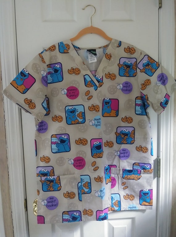 Sesame Street Cookie Monster Women Scrub Top Medium Y… Gem