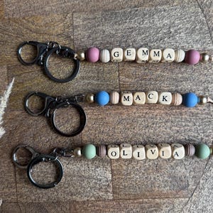 Custom Diaper Bag Charm Backpack Accessories Name Bead Keychain Charm for Diaper Bag Tag for Backpacks Custom Beaded Keychain Stocking Stuff