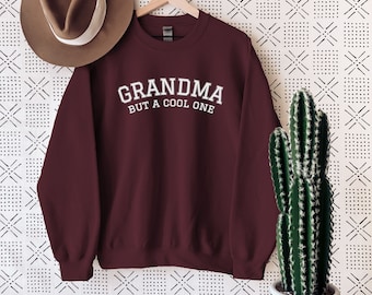 Grandma Sweatshirt Mothers Day Gift Funny Grandma Shirt Gift for Grandma I Love Grandma Sweatshirt