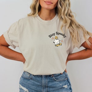 Skateboarding Geist-Hemd Bleiben Sie gruseliges Tshirt Retro Geist Skateboarding Komfort Farben Halloween-T-Shirt Nettes Halloween kurzes Geist-Skateboard