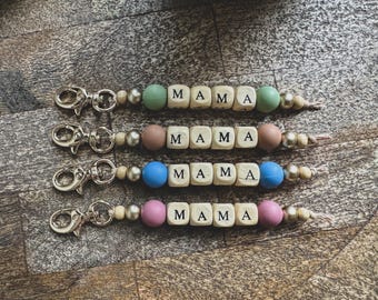 Mama Bead Keychain Purse Charm Accessory Charm for Diaper Bag Tag for Backpacks Mama Beaded Keychain Silicone Wood Mom Name Tag