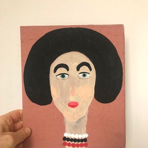 Portrait painting of lady with black hair, acrylic painting of lady, simplistic painting, minimalist painting, folk art, unique gift image 3