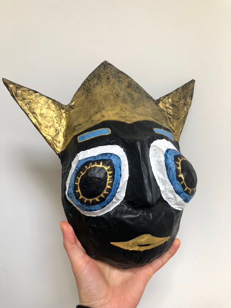 Paper Mache Face Portrait Face With a Crown Crown Wall Decor Etsy