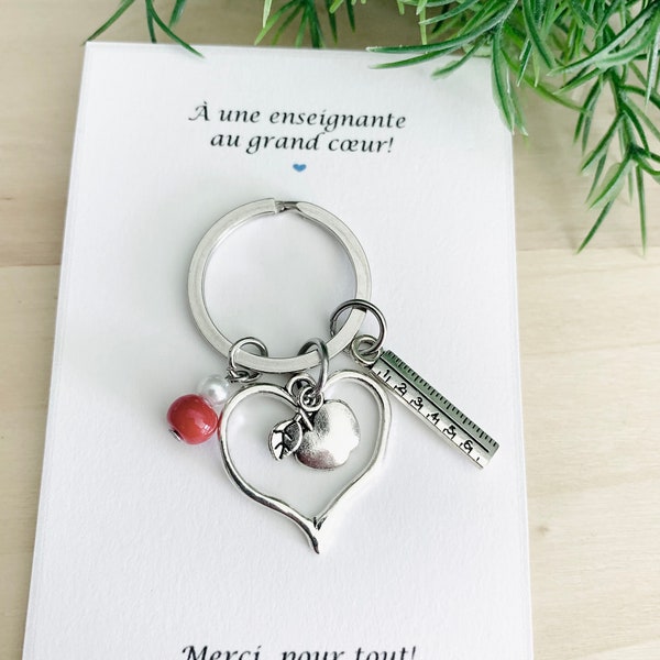 Key ring inscribed as a teacher with a big heart, teacher thank you gift, school teacher thank you gift