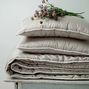 Gray Bedroom Set. Master Bedding Set of King-size Comforter and Pillows