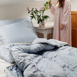 King Size Wool Comforter.  Organic Duvet Insert For All Season