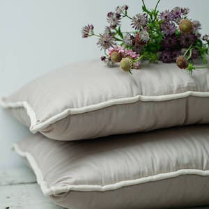 Sleep pillows. Natural wool pillow with gray cotton sateen shell. With internal foam filled pillow for best comfort. Gray bedroom decor. image 2