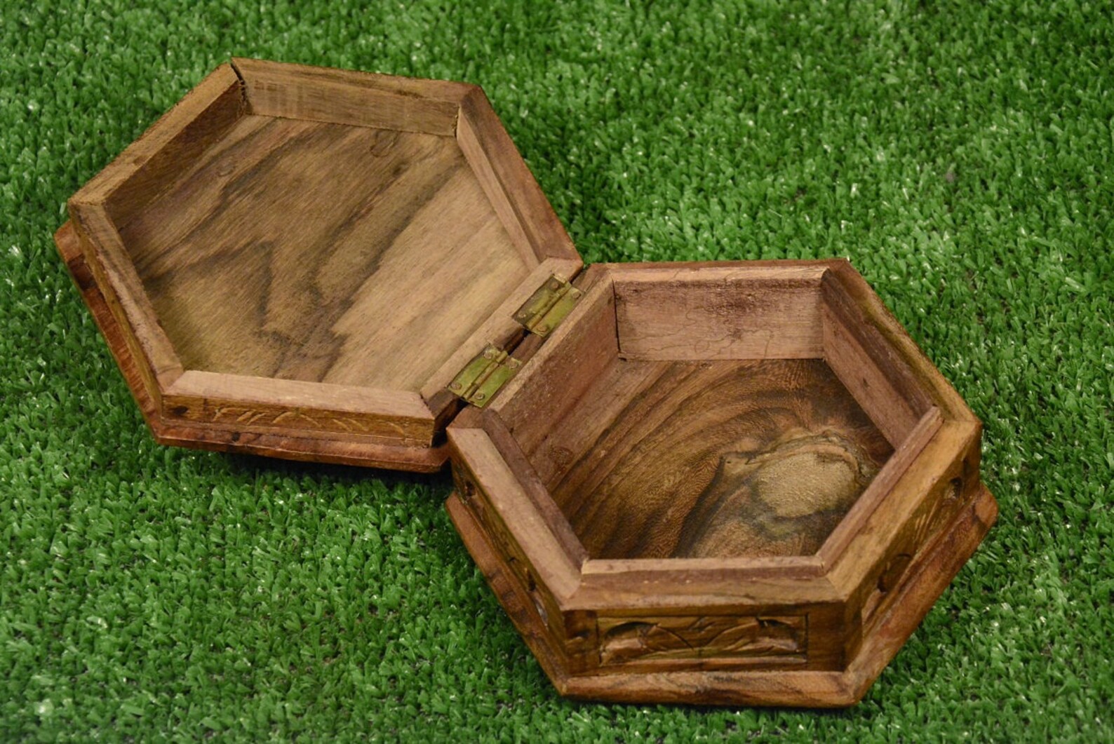 Vintage Hand Made Inlaid Wooden Jewelry Box Made of Walnut,rhomboid ...