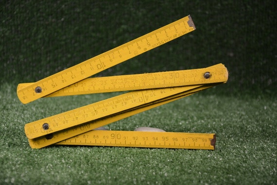 Vintage Wooden Carpenter Folding Ruler Meter