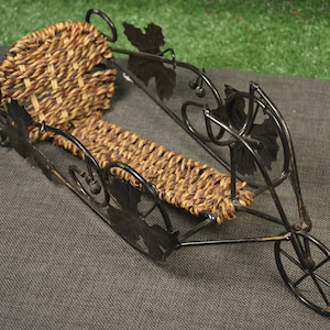Vintage metal wine rack Bike wine rack Handmade inlaid Hand-wrought Metal wine stand Wine bike decor Home and office decor