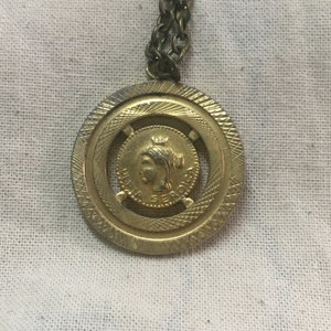 Queen face  medallion - Vintage Medallion - Metal Medallion - Vintage Pendant -  Pendant with chain - Gift Idea -