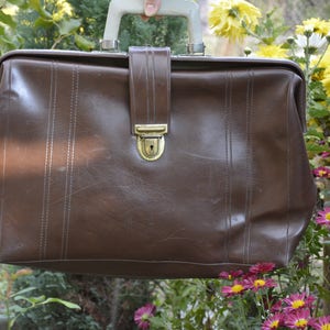 Messenger leather bag - Collectible bag - Retro leather bag - Bag from 1930 - Brown leather - Vintage leathe bag - Collectible medical