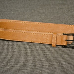 Leder Gürtel - neue Gürtel - Alu-Schnalle - künstliche Leder - Damen Mode - persönliche Gürtel - Mode Gürtelschnalle - braunem Leder