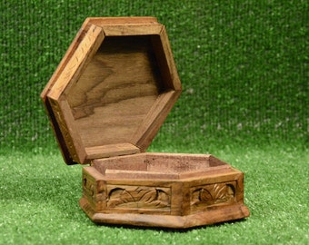 Vintage Hand Made Inlaid Wooden Jewelry Box Made of Walnut,Rhomboid Jewelry Box, Travel Box, Personalized Wood Box, Wood Ring Box