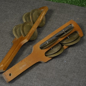 Musical percussion instruments - Vintage musical instruments - Hand Tambourine - Set hand musical instruments - Collectible
