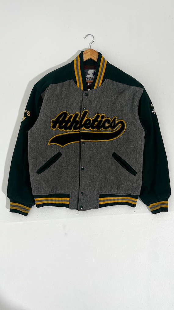 Vintage 1990's STARTER Oakland Athletics Wool Vars