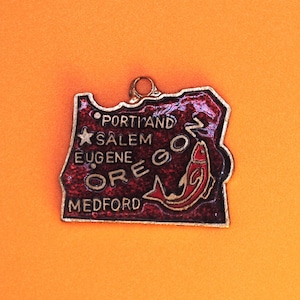 Oregon Vintage Red Enamel Charm USA