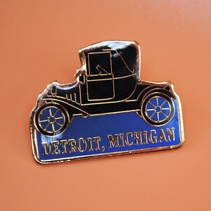 Detroit Michigan Car Vintage Enamel Lapel Pin