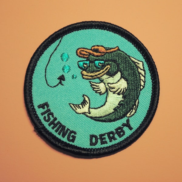 Fishing Derby Vintage Circle Patch