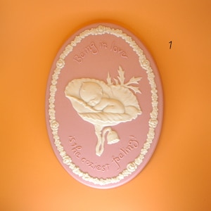 Kewpie Rose Hanging Plate Plaque Vintage Jesco Jasperware