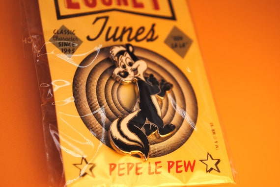 Pepe Le Pew Vintage Pin Brand New - image 2