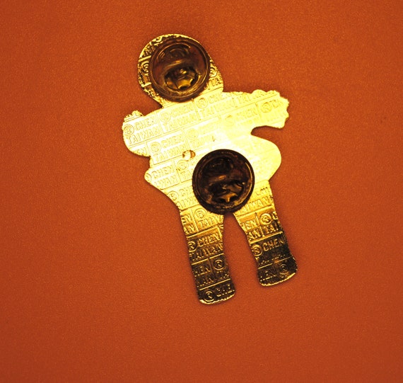 Scoodles Kewpie Baby Doll Vintage Enamel Lapel Pin - image 3