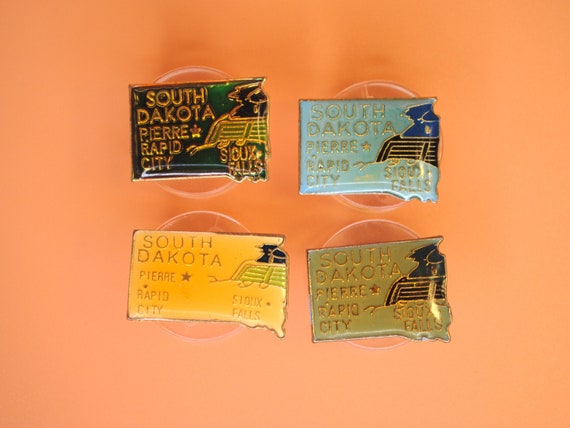 South Dakota Vintage Enamel Lapel Pin USA - image 1