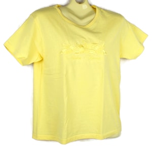 Aloha Hawaii Embroidered Women&#39;s T Shirt Cotton Soft NWOT Yellow Hibiscus Tone on Tone Med