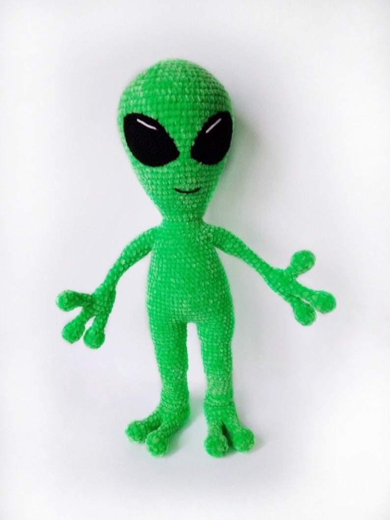 alien spaceship toys