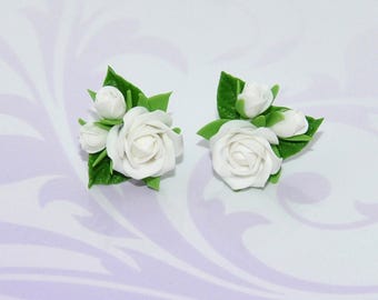 White stud Wife gift White girlfriend gift Delicate earring Summer Flower Jewelry Roses Everyday earring Romantic earring White Flower Studs