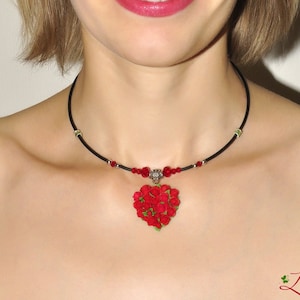 Red roses heart necklace Roses Necklace girlfriend gift Red Necklace wife gift Red roses Necklace Roses Necklace Valentine Red roses choker