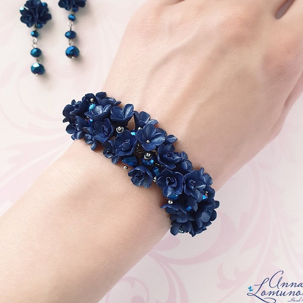Navy blue bracelet Dark blue bracelet Navy blue jewelry set Blue flower bracelet Blue bridesmaid bracelet Dark blue jewelry gift Blue weding