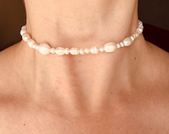Ras de cou en perles d'eau douce : collier fait main style années 90